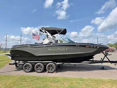 2021 MasterCraft X24
