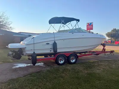 2005 Chaparral 260SSI