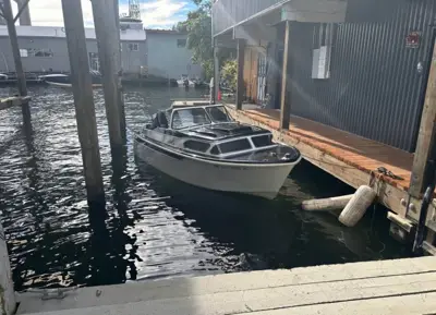 17’ Skagit cruiser boat with overnight cabin