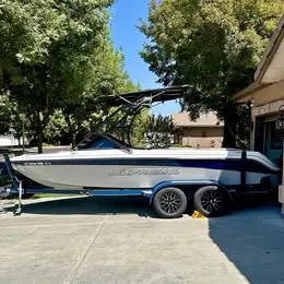 2001 Ski Supreme v210 medalist