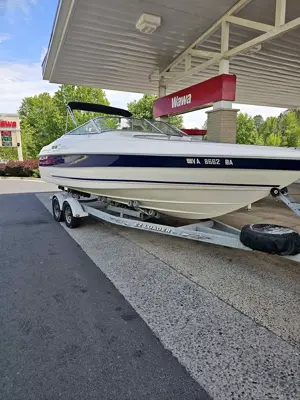 96 Wellcraft 2600S Boat with EZ Loader Trailer