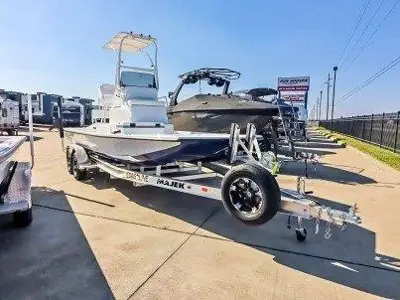 2026 Majek M2 Illusion