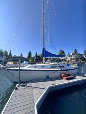 Sailboat Islander 32’ with trailer