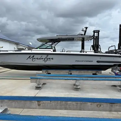 2024 Axopar 37 Sun Top