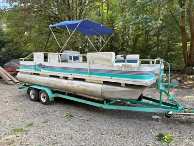 1996 Playbouy pontoon 20ft