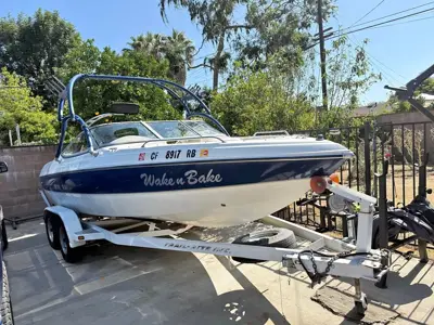 2004 190LS Stingray Boat