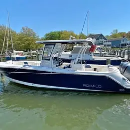 2017 Robalo 302 cc