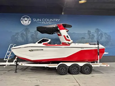 2025 Nautique Paragon 23 (Demo Boat)