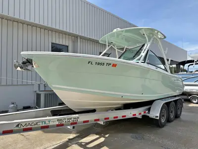 2023 Cobia 240 DC