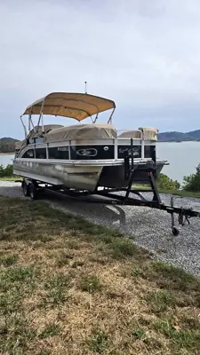 2015 G3 SunCatcher Elite 324 SS Tritoon