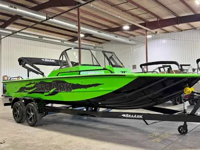 2027 Seaark Protege 200