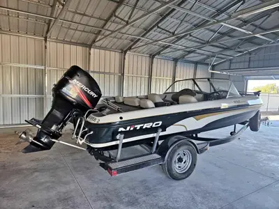 2005 Nitro 188 sport