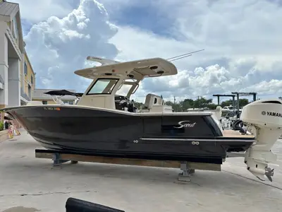 2021 Scout 305 LXF