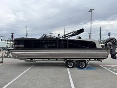 2023 Tahoe Cas VRBW25T