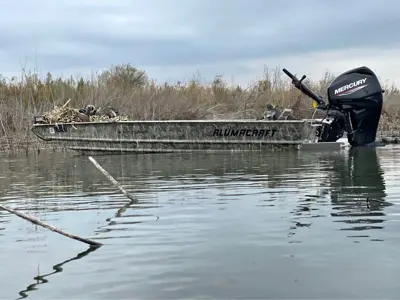 2010 16ft Alumacraft Waterfowler with 2021 Mercury 40hp