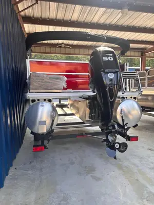2027 SUN TRACKER PARTY BARGE 16 PONTOON