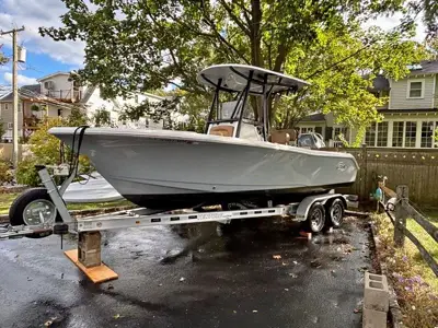 2022 Sea Hunt 219 Ultra