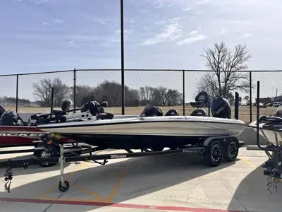 2020 Triton Boats 20 trx patriot