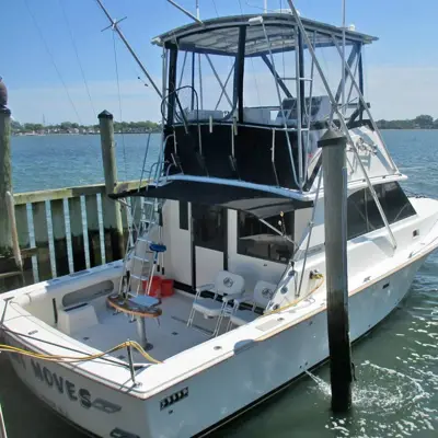 1984 Bertram 35 convertible