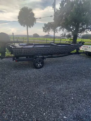 17 foot aluminum brand new