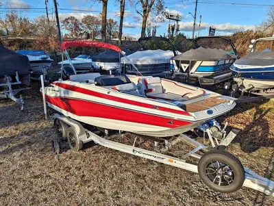 2025 Crownline E210 XS w/ 150 HP Mercury Outboard & Matching Trai