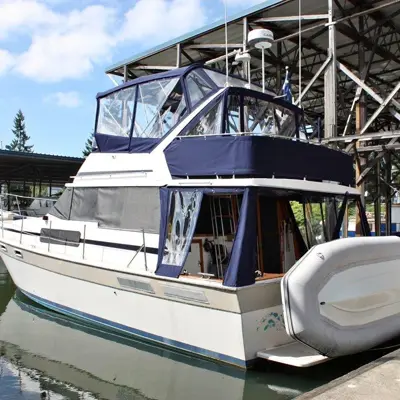 1984 bayliner bayliner 3870 with free moorage
