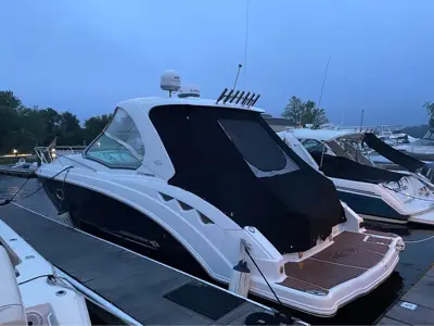 2013 Chaparral 330 signature