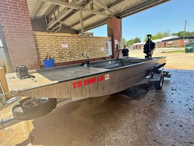 2025 Gator tail Extreme