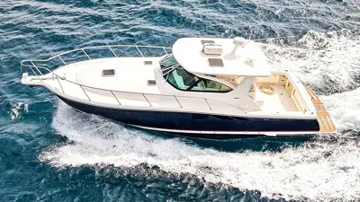 2005 Tiara 3800 open