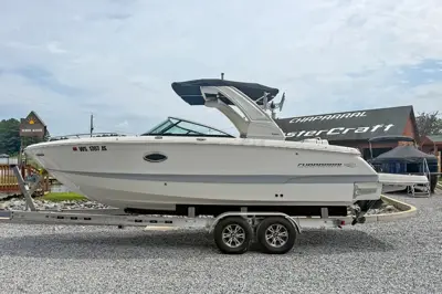 2023 Chaparral 26 Surf