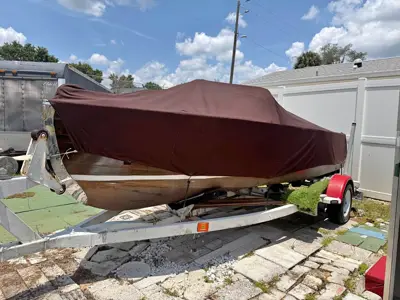 18 Feet classic antique and Very Rare 1953 Century wooden Boat