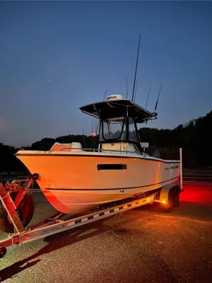 2003 Sea Hunt Triton 212