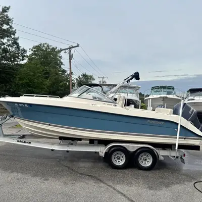 2013 Pursuit DC 235 Dual Console