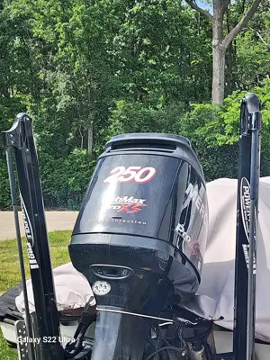 2008 Basscat Ftd cougar