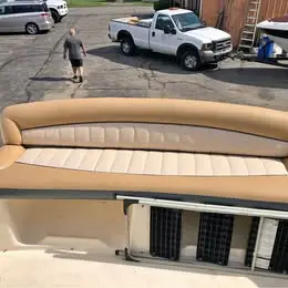 2000 Rinker 330 fiesta vee millennial edition