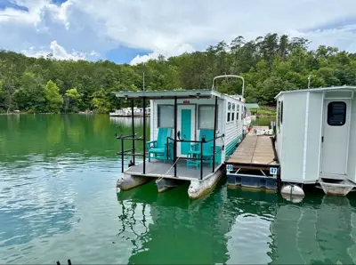 1969 Cavalier Houseboat