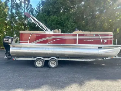 2018 Harris 220 Sunliner