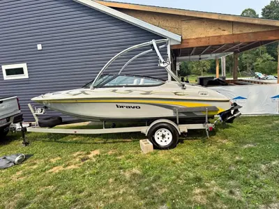 1993 Bravo GW Invader 18’ ski boat