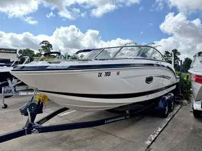 2019 Chaparral 230 Suncoast Deck Boat