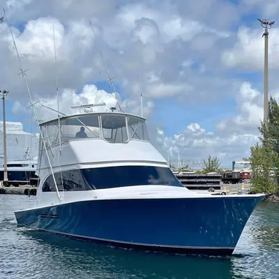 2003 Post Flybridge Convertible Sportfish