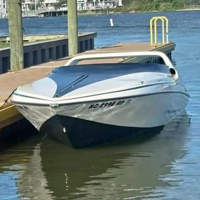 1989 Glastron Carlson CSS19