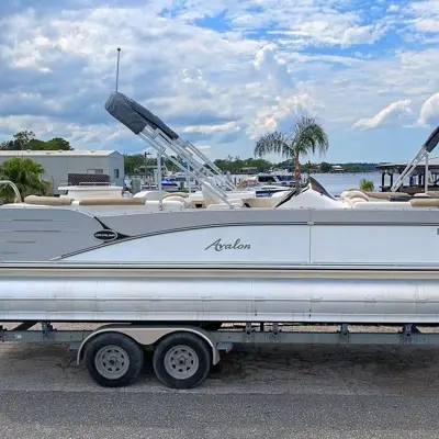 2019 Avalon 2585 ENT