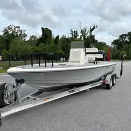 2017 Pathfinder 2300 HPS