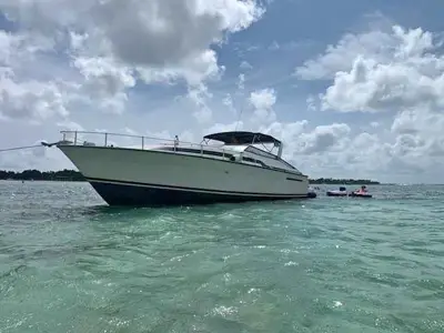 39ft Mainship Express Cruiser
