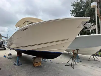 2015 Cobia 344 CC