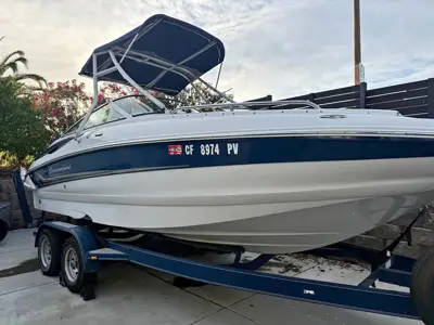 2005 Crownline 220ex