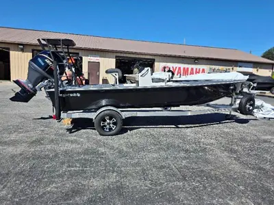 2027 Xpress Skiff 185 center console fishing boat, Yamaha Vmax 115 SHO