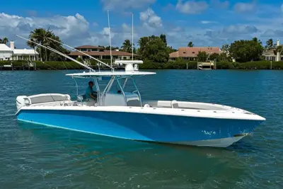 2013 Bahama 41 FS