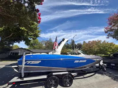 MB Sports B52 Wakeboard Boat 2018