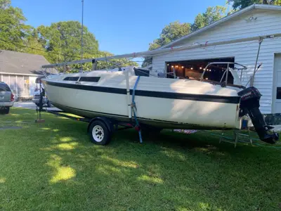 NICE 1993 26S Macgregor Sail boat